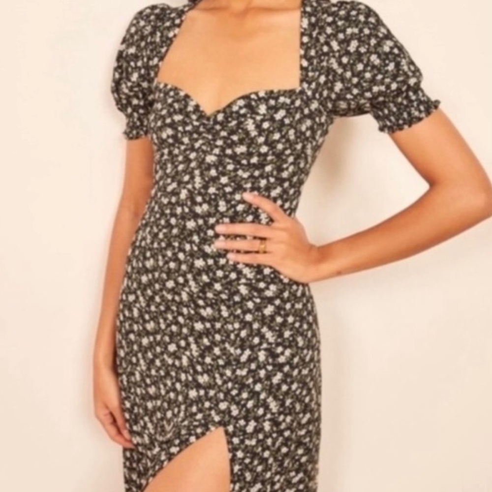 Brand New Without Tags Reformation Lacey Dress, Cherie, Size 4!! Sold Out